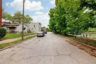 2917 S 18th St, Saint Louis, MO 63118 - Photo 5
