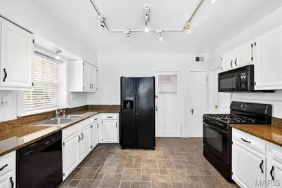 7532 Cromwell Drive #1S, Clayton, MO 63105 - Photo 9