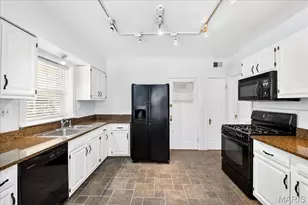 7532 Cromwell Dr, Clayton, MO 63105 - Photo 9