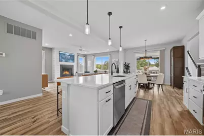 6712 Preservation Parkway Parkway, Affton, MO 63123 - Photo 11