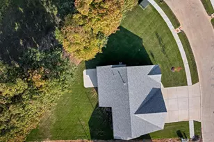 116 Timber Wind Dr, Wentzville, MO 63385 - Photo 3