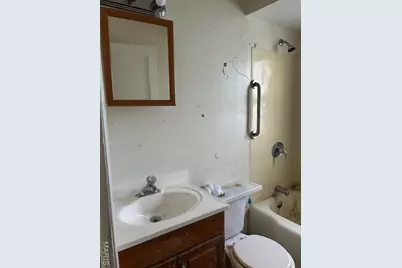 6153 Hancock Avenue, Berkeley, MO 63134 - Photo 17