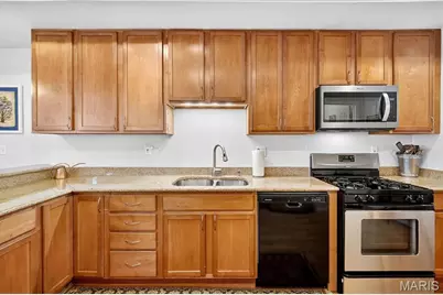 4317 Maryland Avenue #2E, Saint Louis, MO 63108 - Photo 15