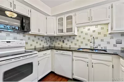 117 E Clinton Place #7, Kirkwood, MO 63122 - Photo 13