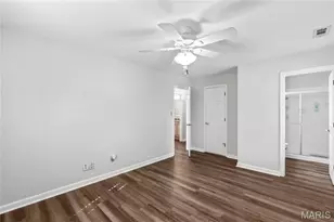 117 E Clinton Pl, Kirkwood, MO 63122 - Photo 17