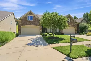138 Kendall Bluff Ct, Chesterfield, MO 63017 - Photo 1