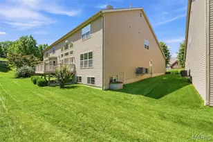 138 Kendall Bluff Ct, Chesterfield, MO 63017 - Photo 27