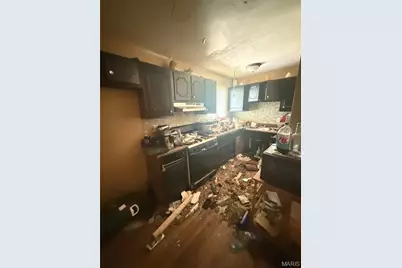 5501 Winchelsea Drive, Saint Louis, MO 63121 - Photo 9