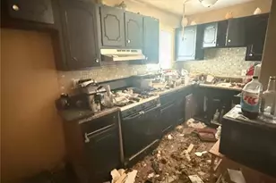 5501 Winchelsea Dr, Saint Louis, MO 63121 - Photo 9