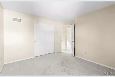 2433 Lavin Court, Florissant, MO 63033 - Photo 27