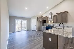 530 Hickory Knoll Dr, Troy, MO 63379 - Photo 7