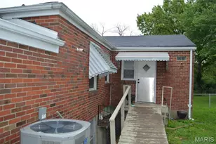 3520 Wismer Rd, Breckenridge Hills, MO 63074 - Photo 29