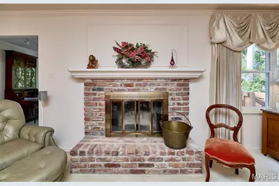 1503 Walpole Drive, Chesterfield, MO 63017 - Photo 15