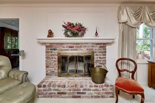 1503 Walpole Dr, Chesterfield, MO 63017 - Photo 15