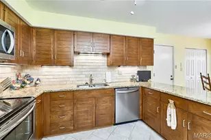 1503 Walpole Dr, Chesterfield, MO 63017 - Photo 9