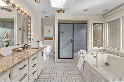 233 S Warson Road, Ladue, MO 63124 - Photo 19