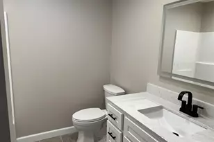 432 Honeysuckle Dr, Hannibal, MO 63401 - Photo 11