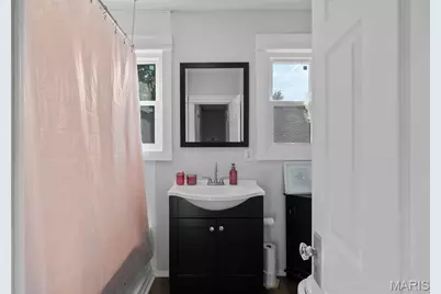 8303 Jackson Street, Normandy, MO 63114 - Photo 17