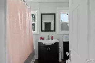 8303 Jackson St, Normandy, MO 63114 - Photo 17