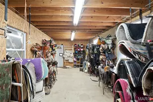 15811 Jedberg Ln, Ballwin, MO 63021 - Photo 13