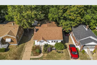 9515 Marlowe Avenue, Overland, MO 63114 - Photo 11