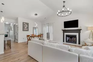 1716 Whispering Creek Dr, Ballwin, MO 63021 - Photo 9