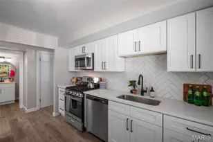 621 Broadmoor Dr, Chesterfield, MO 63017 - Photo 13