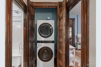 3629 Russell Boulevard, Saint Louis, MO 63110 - Photo 25