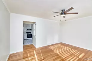 429 Fairview Ct, Ballwin, MO 63021 - Photo 7