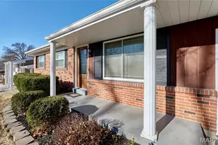 429 Fairview Ct, Ballwin, MO 63021 - Photo 3