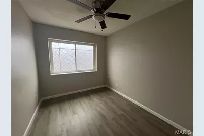 8009 Gravois Road, Saint Louis, MO 63123 - Photo 15