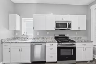 5615 Minnesota Ave, Saint Louis, MO 63111 - Photo 11