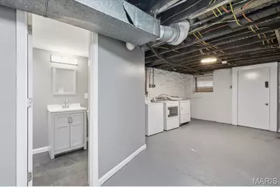 5615 Minnesota Avenue, Saint Louis, MO 63111 - Photo 13