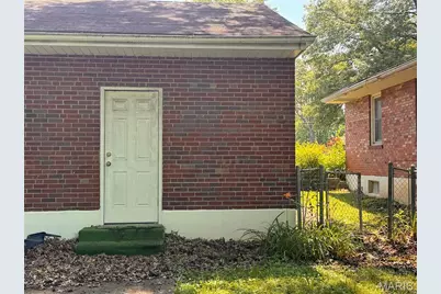 1119 Astoria Drive, Saint Louis, MO 63137 - Photo 11