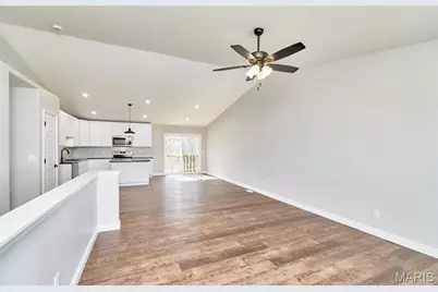 28718 Woodland Heights Drive, Warrenton, MO 63383 - Photo 5