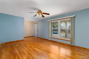 2130 Jenkee Dr, Florissant, MO 63031 - Photo 3