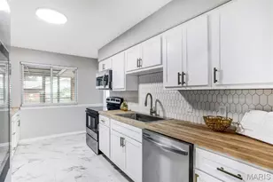 1912 Shardell Dr, Unincorporated, MO 63138 - Photo 11