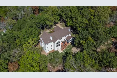 1512 Saint James Place Court, Wildwood, MO 63038 - Photo 57