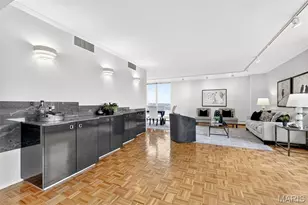 200 S Brentwood Blvd, Clayton, MO 63105 - Photo 9