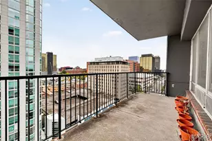 200 S Brentwood Blvd, Clayton, MO 63105 - Photo 11