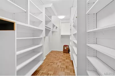 200 S Brentwood Boulevard #14D, Clayton, MO 63105 - Photo 31