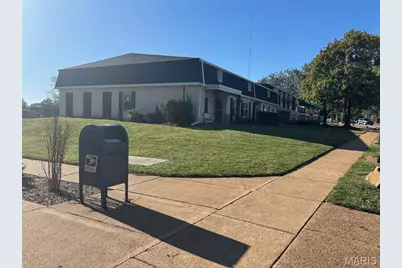 824 Dumont Place #C, Mehlville, MO 63125 - Photo 5