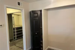 824 Dumont Pl, Mehlville, MO 63125 - Photo 17