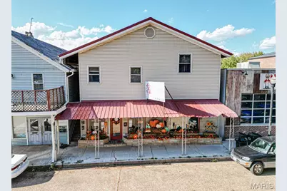 107 E Springfield Street, St James, MO 65559 - Photo 1