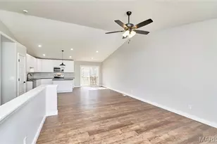 28720 Woodland Heights Dr, Warrenton, MO 63383 - Photo 7