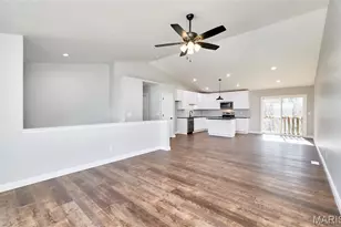 28720 Woodland Heights Dr, Warrenton, MO 63383 - Photo 5