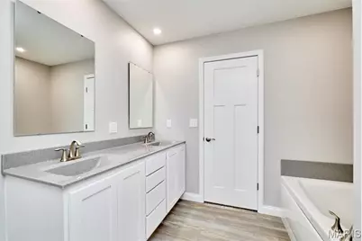 28722 Woodland Heights Drive, Warrenton, MO 63383 - Photo 53