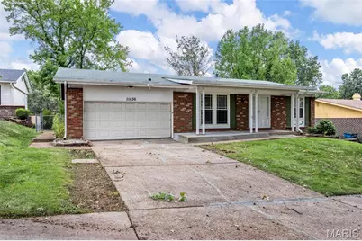 11636 Macrinus Drive, Florissant, MO 63033 - Photo 1