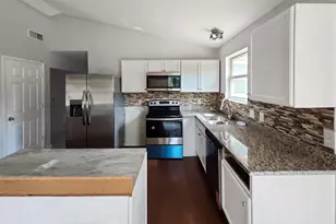 7304 Hillandale Dr, Cedar Hill, MO 63016 - Photo 7