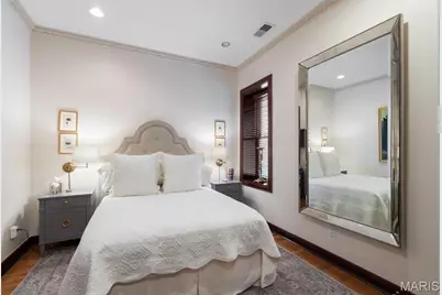 4540 Lindell Boulevard #502, Saint Louis, MO 63108 - Photo 19